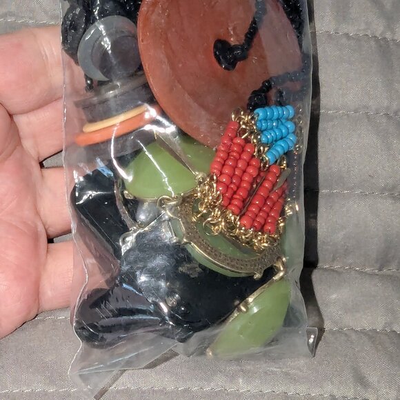 KF $3 with Bundle ~ Jewelry Findings Grab Bag 471 - Picture 3 of 8